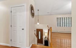17 Teddy Road, Worcester, MA 01603