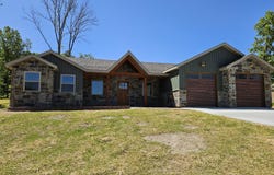201 Juniper Avenue, Cabool, MO 65689