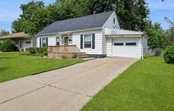 1020 25th Street NE, Cedar Rapids, IA 52402