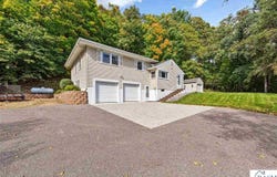 48186 Old River Bluff Road, St. Peter, MN 56082