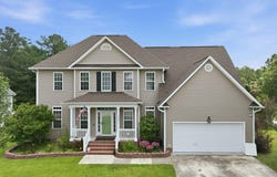 209 Middle Ridge Drive, Hubert, NC 28539