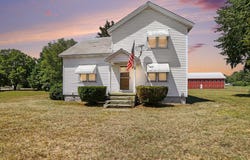 14337 State Road, Nunica, MI 49448