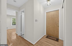 114 CASCADE Court, WEST WINDSOR, NJ 08540