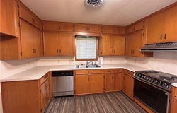 614 Apollo Drive, Edna, TX 77957