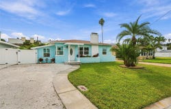 15424 2ND Street E, MADEIRA BEACH, FL 33708