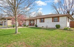 6 Dwight Street, Waterloo, IL 62298