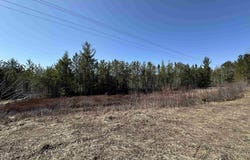 M28 E Road, Marquette, MI 49855