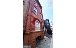 432 DIAMOND Street, PHILADELPHIA, PA 19122