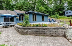 140 Burlingame Rd, Smithfield, RI 02917