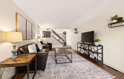 11 Spring Hill, Fairport, NY 14450