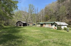 295 Sugar Camp Rd, Robinson Creek, KY 41561