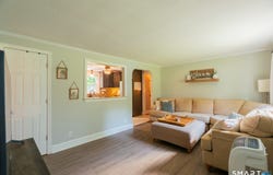 100 Jacobs Terrace, Middletown, CT 06457