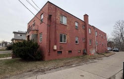 712 S Grand Traverse Street, Flint, MI 48502