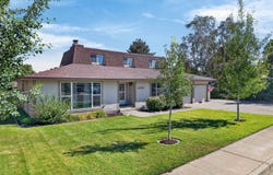 4008 W 18th Ave, Kennewick, WA 99338