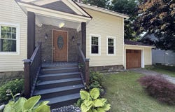 25 Bluff Street, Proctor, VT 05765-1008