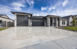 270 N Hunter Creek Ave, Eagle, ID 83616