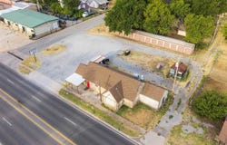 614 S Mission Rd, Anadarko, OK 73005