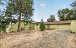 7065 Monte Vista Court, Eagle Point, OR 97524