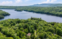 8 Sunset Walk, Enfield, NH 03748