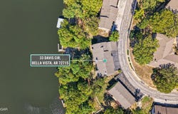 33 Davis Circle, Bella Vista, AR 72715