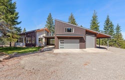 8655 E Challenge Rd, Hayden, ID 83835