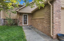 1319 E Spring Cir, Haysville, KS 67060