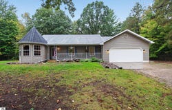 4325 W Tyler Road, Alma, MI 48801