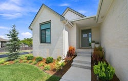 2602 N Emerald Ct, Andover, KS 67002
