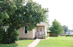 249 Dawsett Ave, Galion, OH 44833