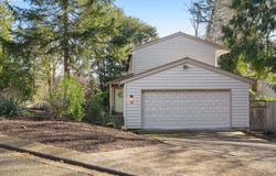 13 MOUNTAIN Cir, LakeOswego, OR 97035