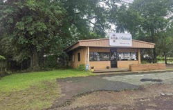 921 N US 79, Henderson, TX 75652