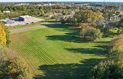 Chisholm Rd, Florence, AL 35630