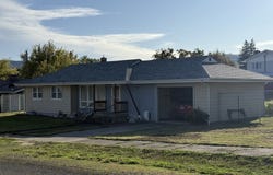 360 N 13TH Ave, Elgin, OR 97827