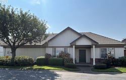 1880 LAKE COVE Ave, Eugene, OR 97408