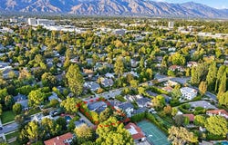 698 Arden, Pasadena, CA 91106