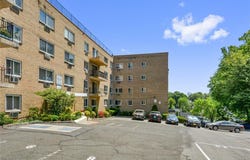 2035 Central Park, Yonkers, NY 10710