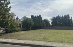 Riverwalk Loop, Eugene, OR 97401