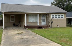 805 W. Bain, Dexter, MO 63841