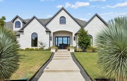 333 Renaissance Lane, Heath, TX 75032