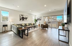 946 Warwick, Thousand Oaks, CA 91360
