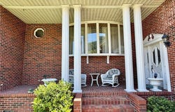 206 2nd Avenue, Glasgow, WV 25086