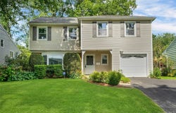 16 Salem Place, White Plains, NY 10605