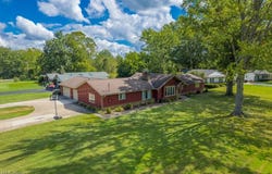 181 Brentview Drive, Grafton, OH 44044