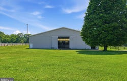 20800 WHITES FERRY Road, POOLESVILLE, MD 20837