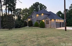 8007 Glen Abbey Circle, Stanley, NC 28164