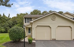 141 Courtshire Lane, Penfield, NY 14526