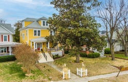 106 BAY AVE, CAPE CHARLES, VA 23310