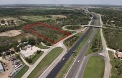 13901 Interstate 35 S, Von Ormy, TX 78073