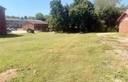 Hawthorne Drive, Desloge, MO 63601