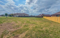 169 Greg Ln, Jarrell, TX 76537